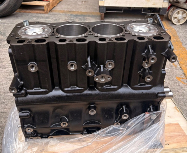 Yuchai YC4108 Cylinder Block A9W00 1002170B P 5.png