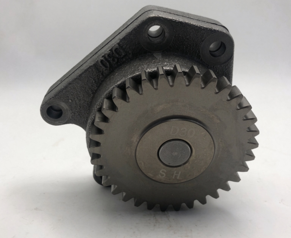 Yuchai YC4108 Oil Pump D30 1011100 8.png